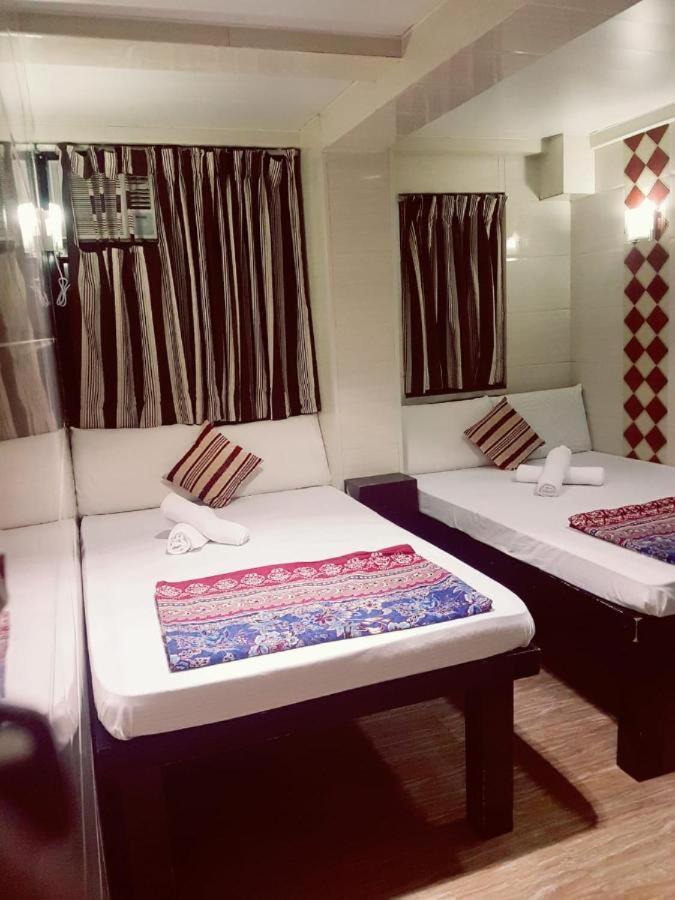 New Fortunate Guest House Гонконг Экстерьер фото