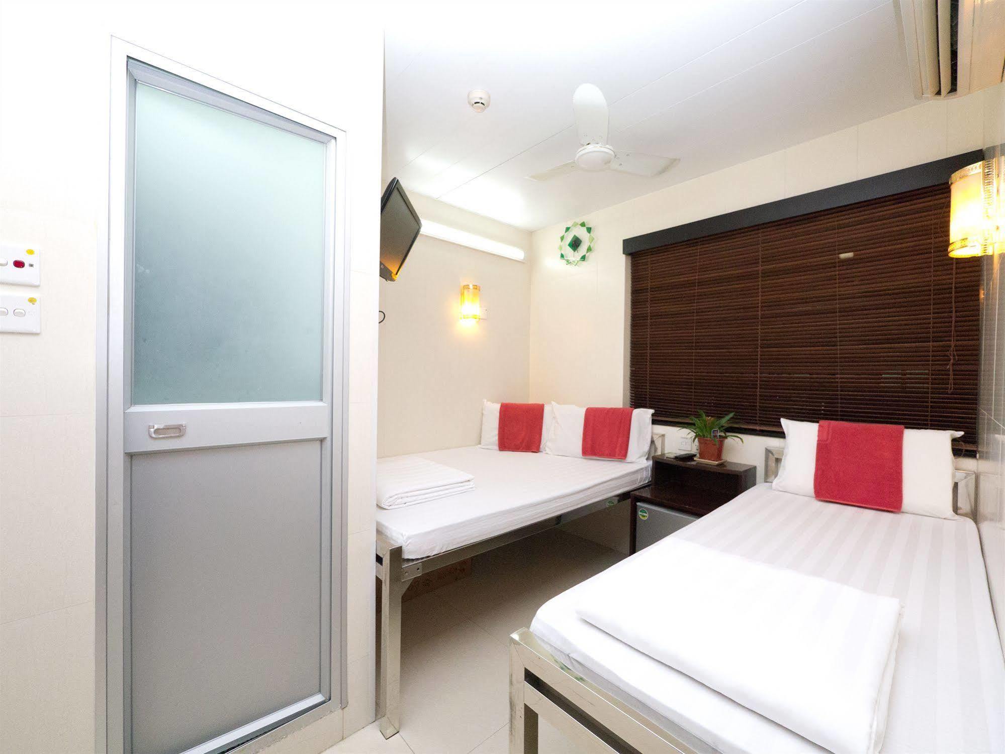 New Fortunate Guest House Гонконг Экстерьер фото