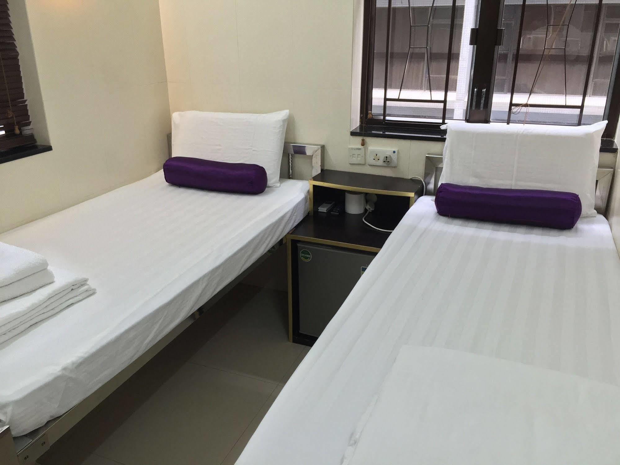 New Fortunate Guest House Гонконг Экстерьер фото