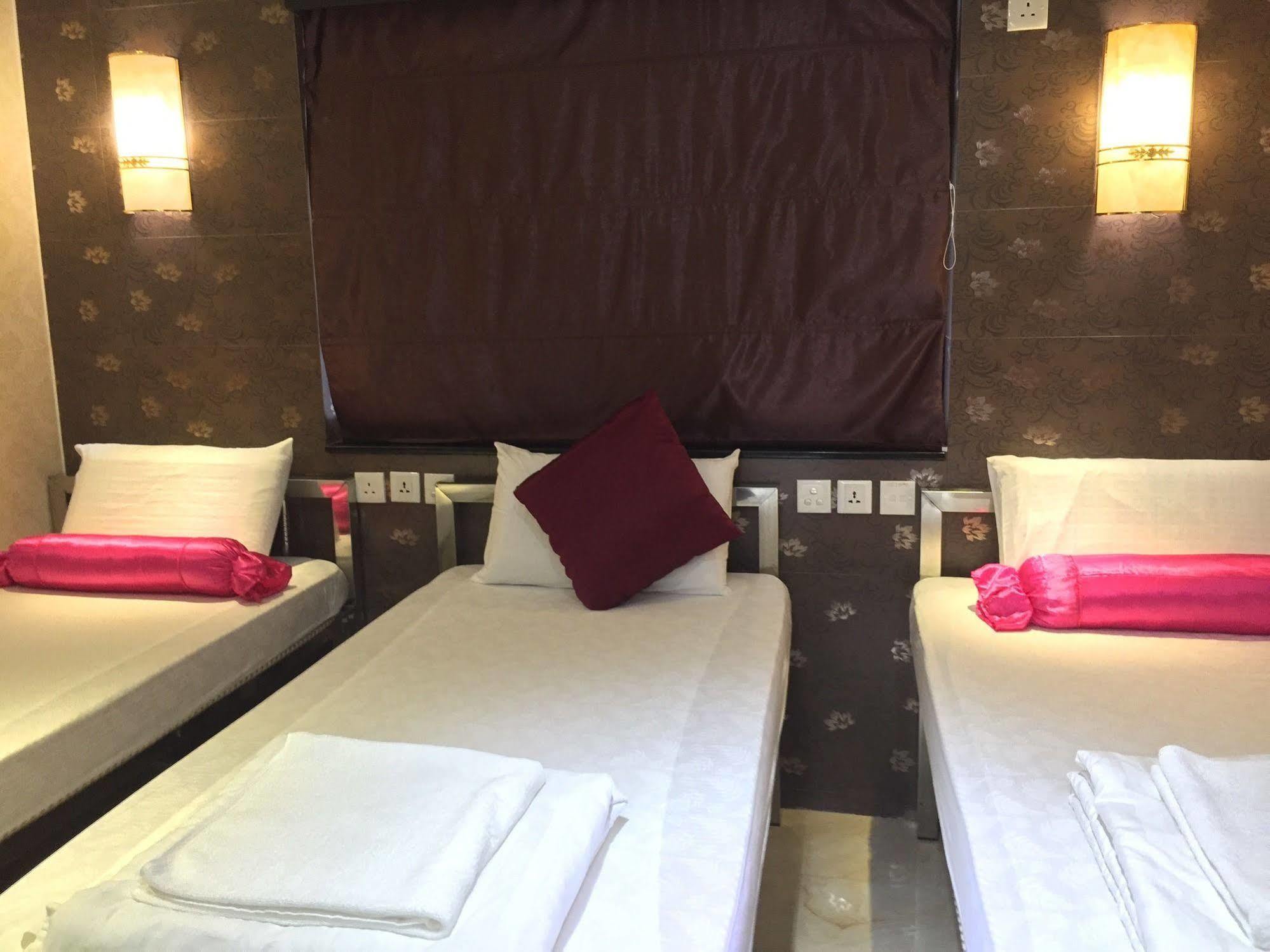 New Fortunate Guest House Гонконг Экстерьер фото