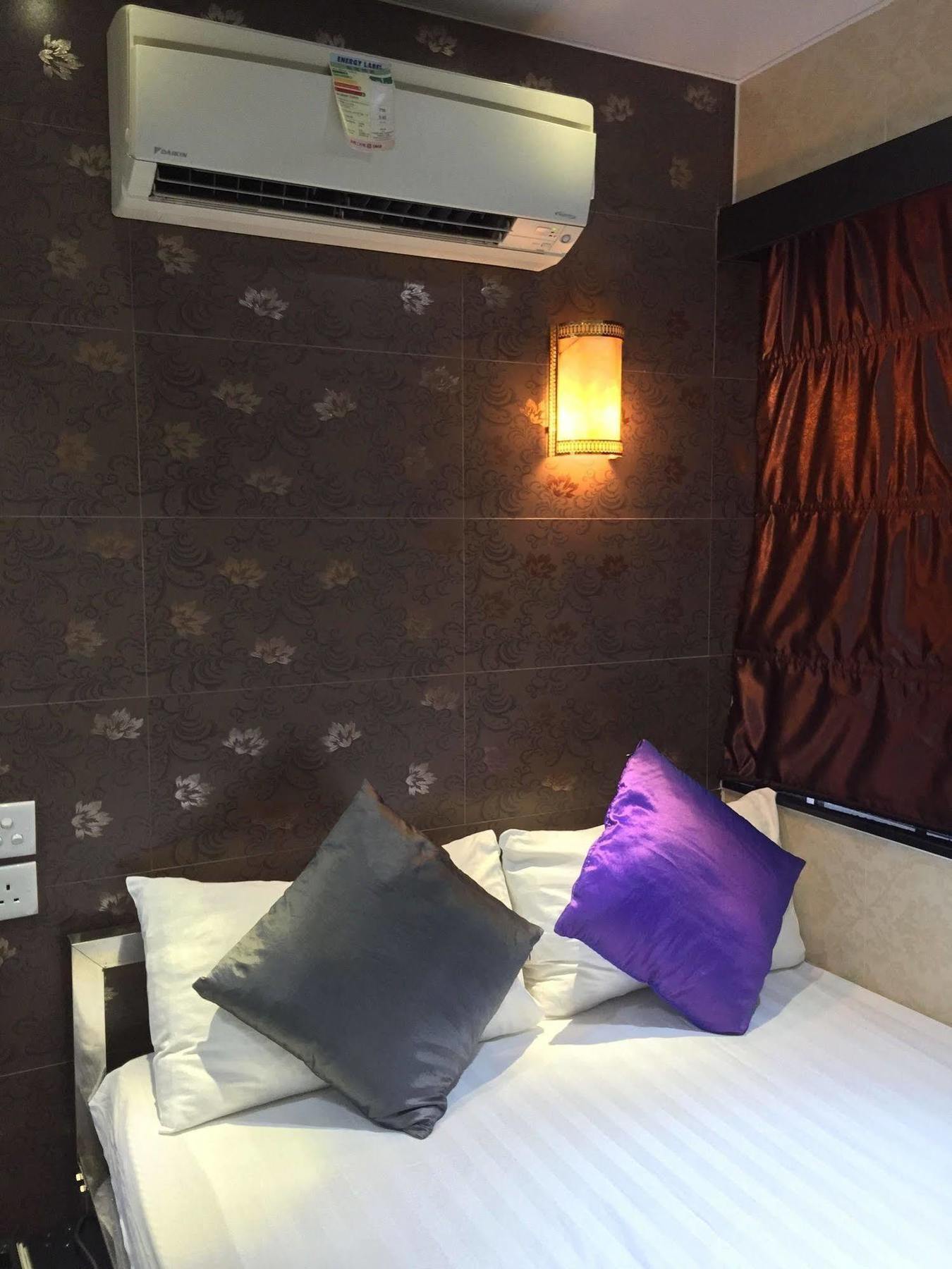 New Fortunate Guest House Гонконг Экстерьер фото